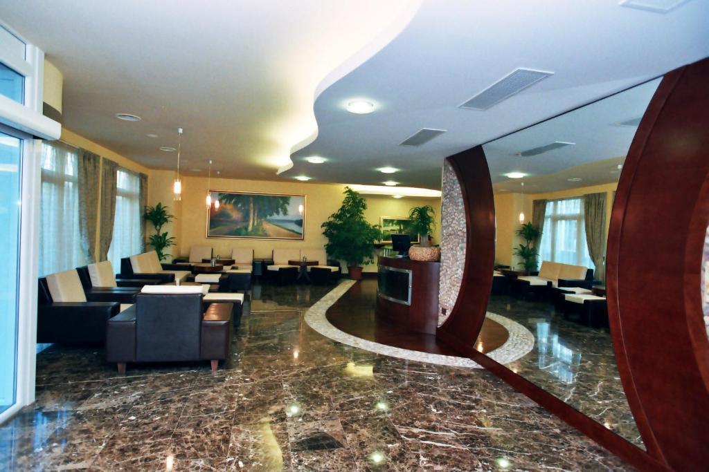 Hotel Savus Slavonski Brod Zewnętrze zdjęcie